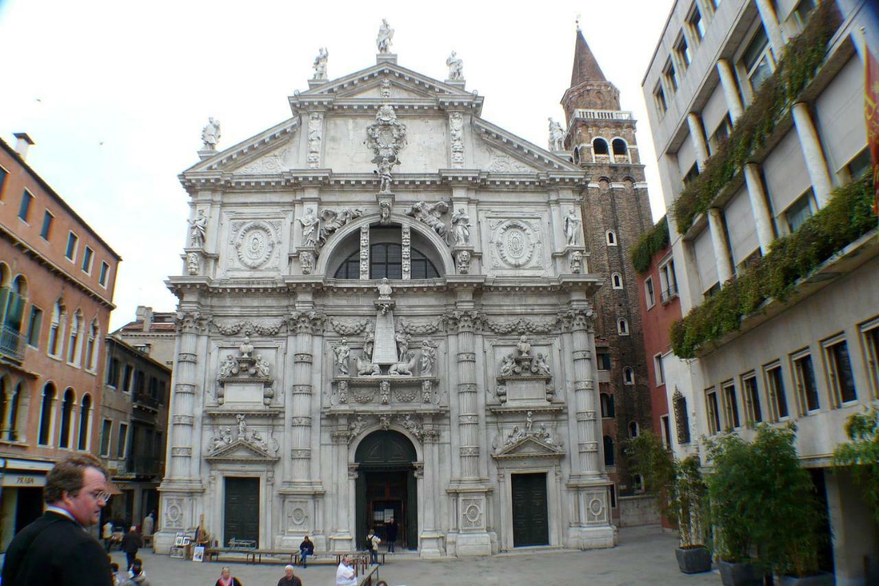 Your By St.mark's Square Appartement *